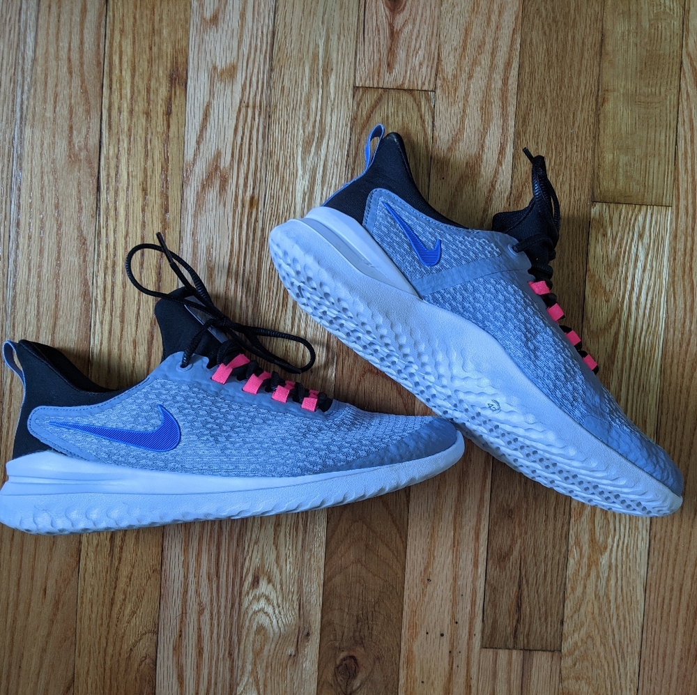 Nike Renew Tennis Shoes